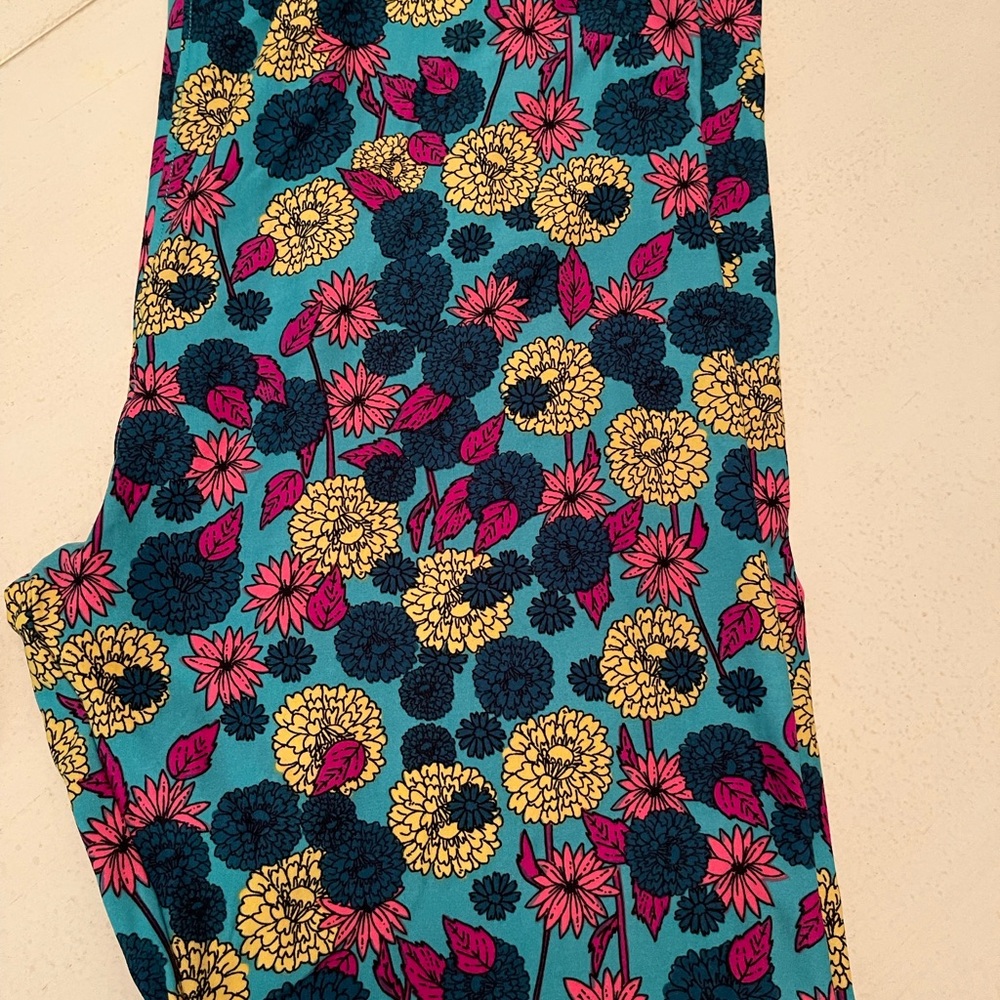 NWOT tc2 LuLaRoe leggings
